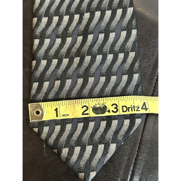 DKNY 100% Silk Necktie Geometric Dark Green Black Blue - Picture 4 of 6